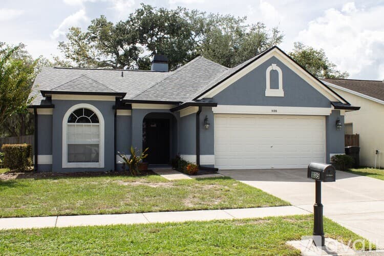 Valrico House: 1135 Hardwood Drive