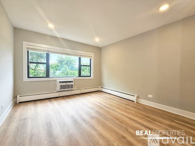 Chicago Condo: 555 W Stratford Pl