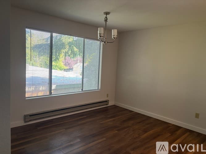 Kent Apartment: 405 East Titus Street