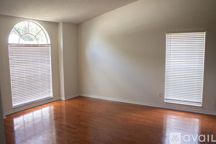 Valrico House: 1135 Hardwood Drive