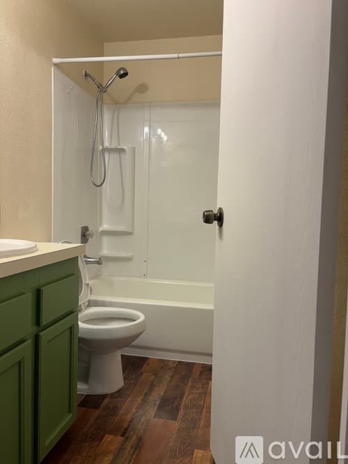 Kent Apartment: 405 East Titus Street