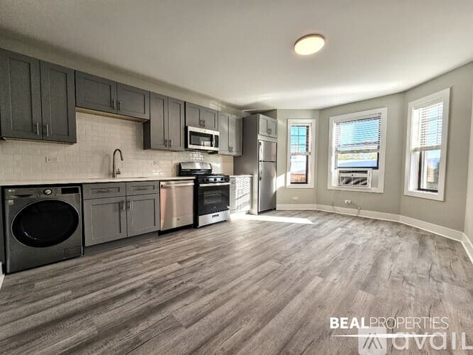 Glencoe Condo: 373 Hazel Ave