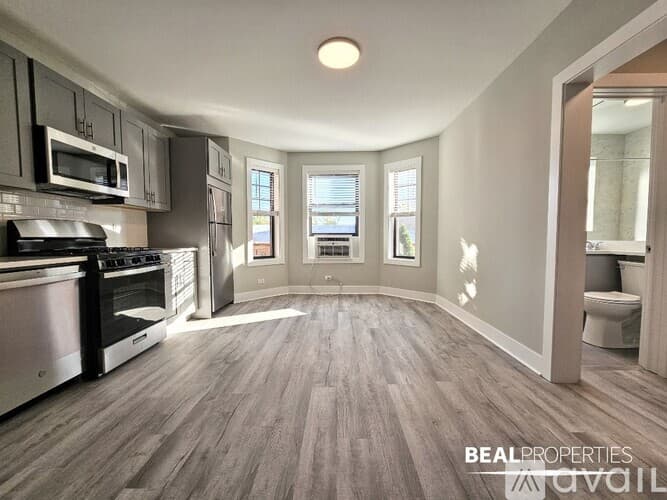 Glencoe Condo: 373 Hazel Ave