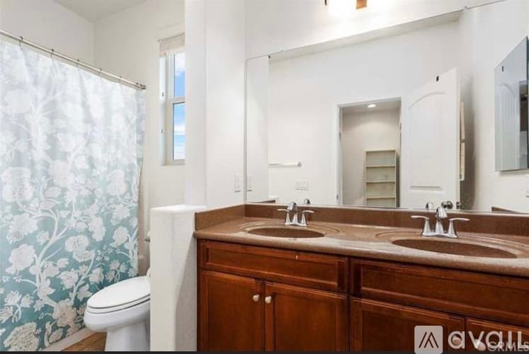 Menifee House: 29168 Gooseneck Trail