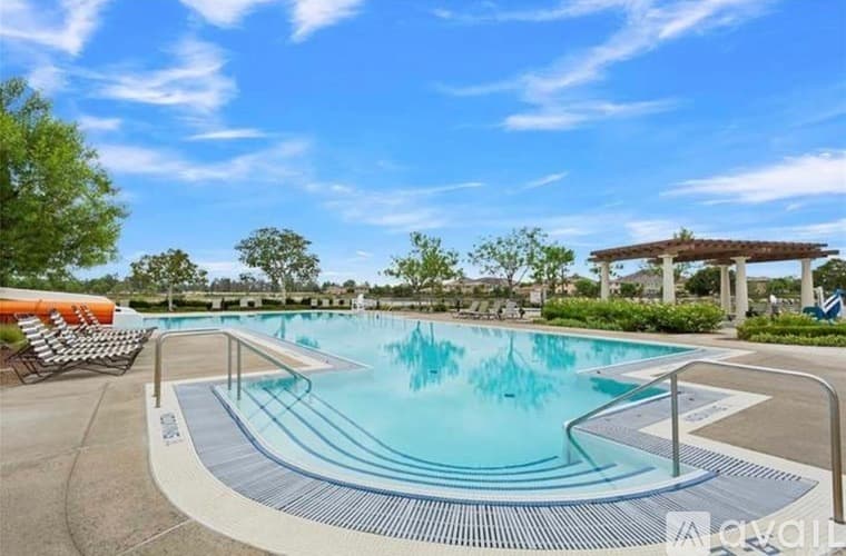 Menifee House: 29168 Gooseneck Trail