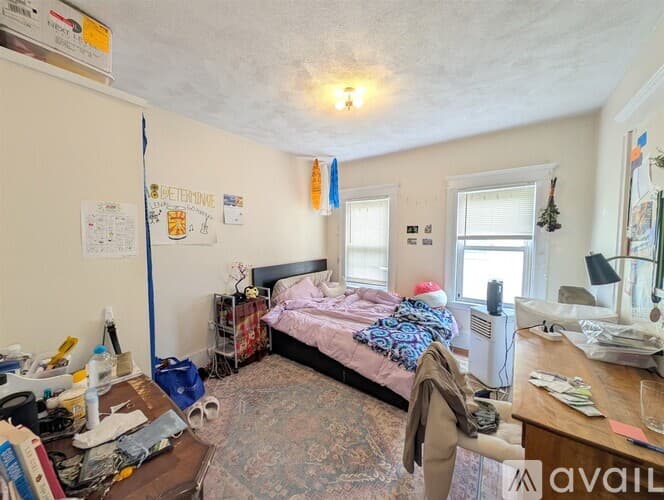 Medford Condo: 298 Boston Avenue