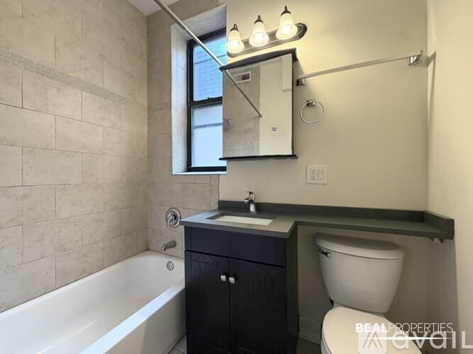 Chicago Condo: 3519 N Racine Ave