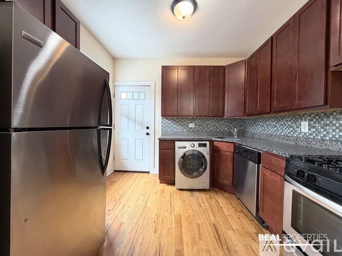 Chicago Condo: 3519 N Racine Ave