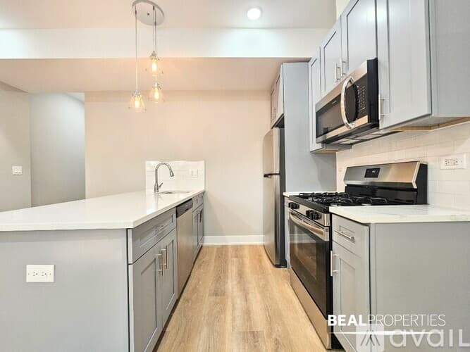 Chicago Condo: 438 W Belden Ave