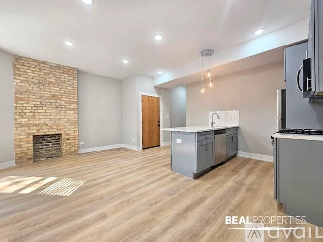 Chicago Condo: 438 W Belden Ave