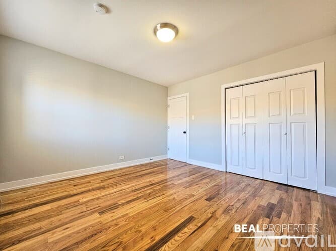Chicago Condo: 550 W Arlington Pl