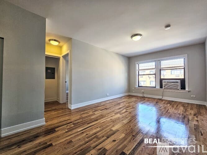 Chicago Condo: 550 W Arlington Pl