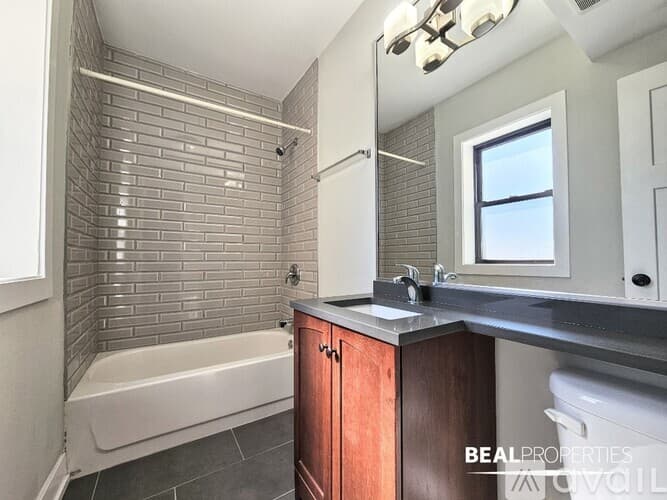 Chicago Condo: 550 W Arlington Pl