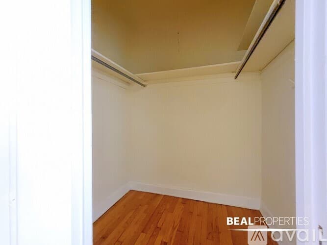 Chicago Condo: 536 W Arlington Pl