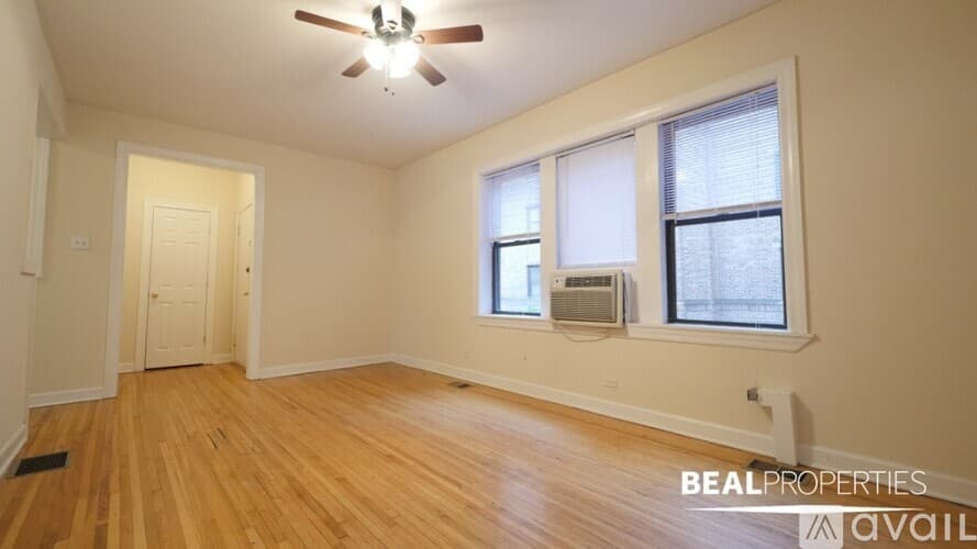 Chicago Condo: 3720 N Pine Grove Ave