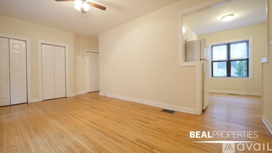 Chicago Condo: 3720 N Pine Grove Ave