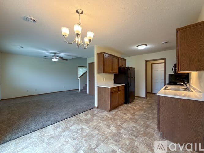 Saint Joseph Townhome: 517 Faith Ln
