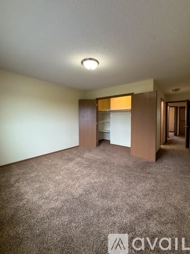 Saint Joseph Townhome: 517 Faith Ln