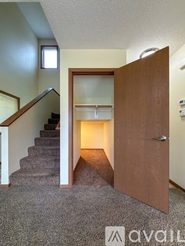 Saint Joseph Townhome: 517 Faith Ln