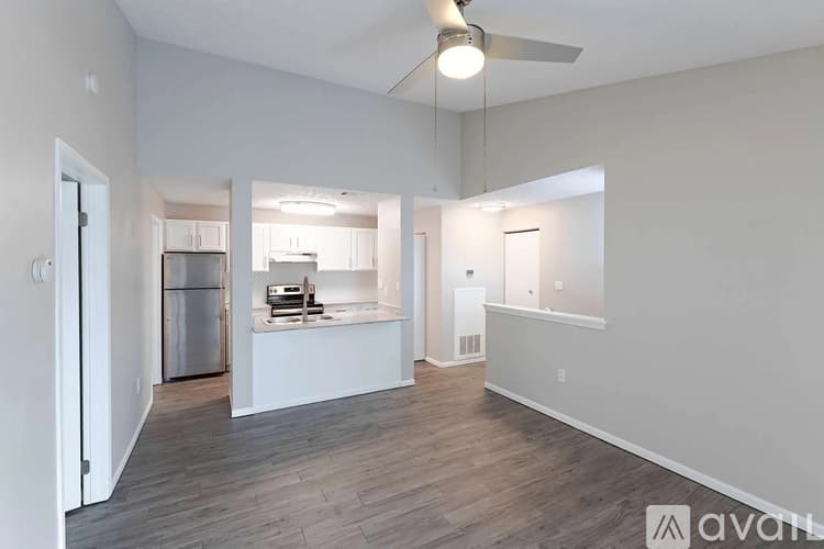 Carnot-Moon Apartment: 916 Beaver Grade Road