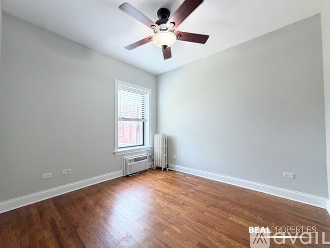 Chicago Condo: 740 W Addison St