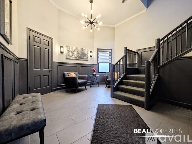 Highland Park Condo: 730 Judson Ave