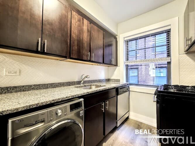 Evanston Condo: 1128 Maple Ave