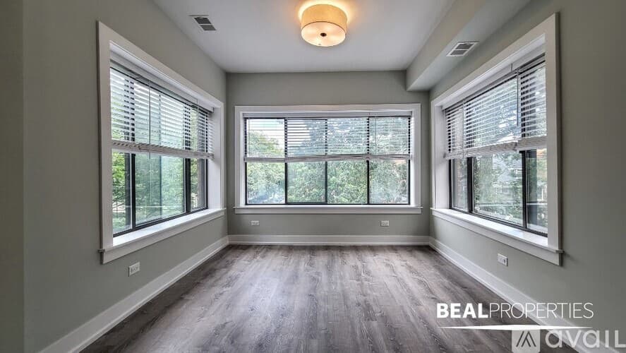 Evanston Condo: 1136 Maple Ave