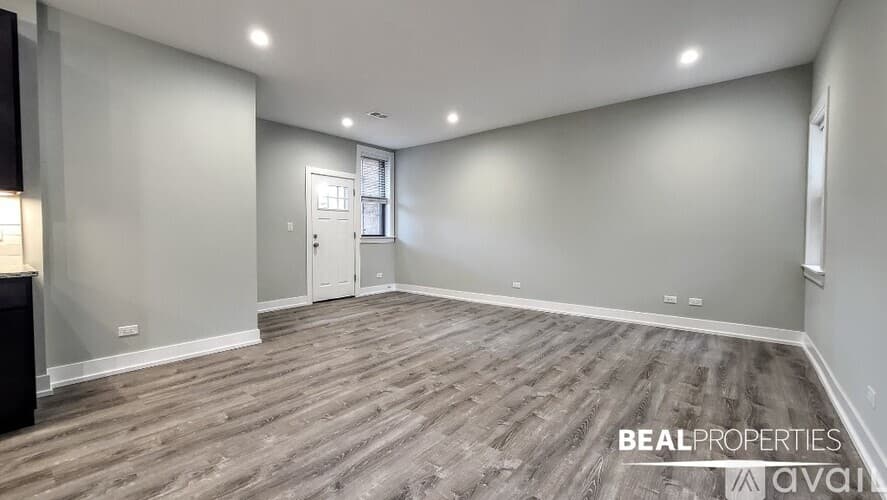 Evanston Condo: 1136 Maple Ave