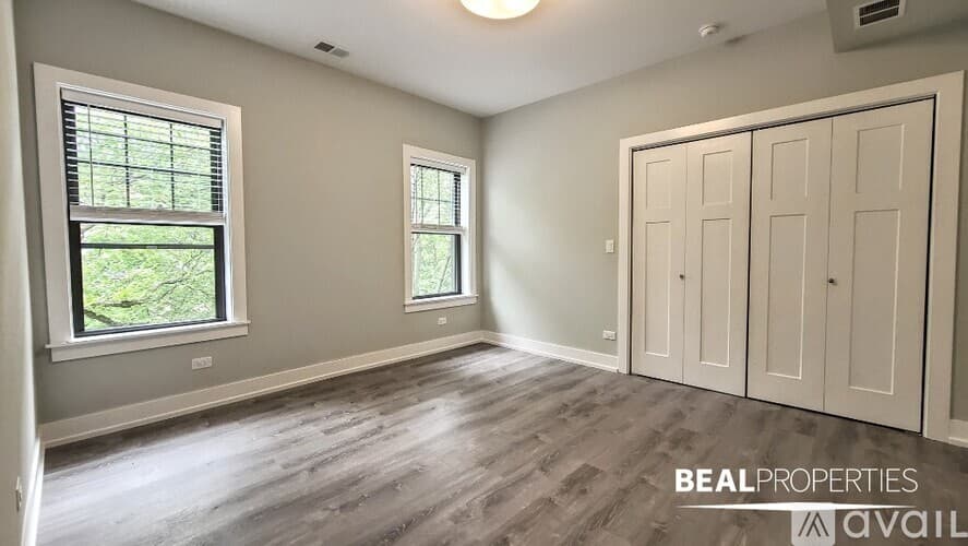 Evanston Condo: 1136 Maple Ave