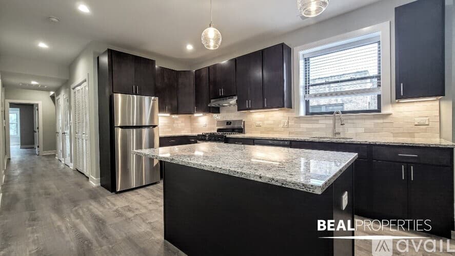 Evanston Condo: 1136 Maple Ave