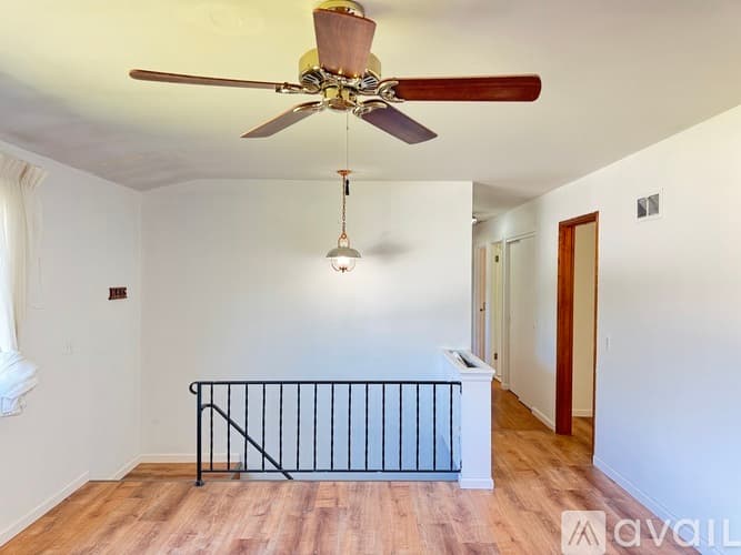 Ballwin House: 1211 Fieldhurst Drive