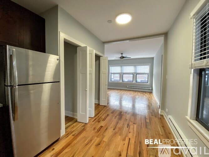 Winnetka Condo: 545 Chestnut St