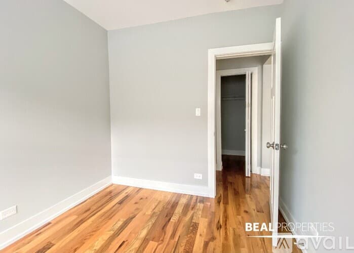 Winnetka Condo: 545 Chestnut St