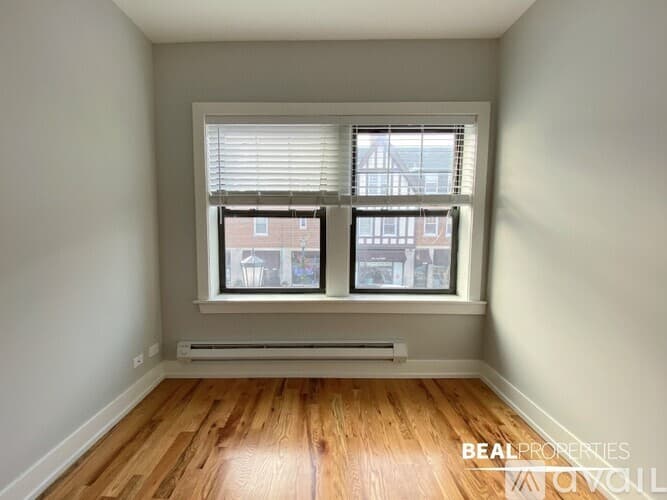 Winnetka Condo: 545 Chestnut St