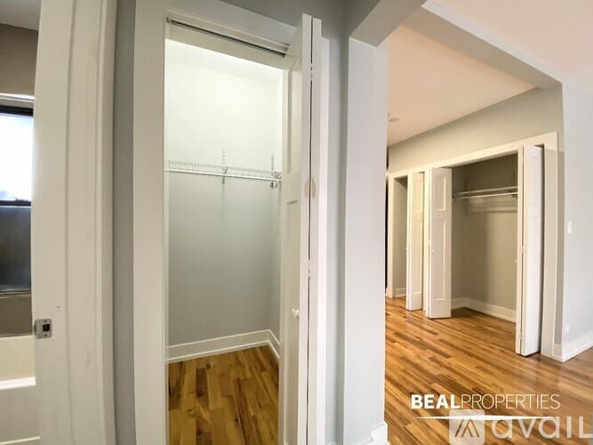 Winnetka Condo: 545 Chestnut St