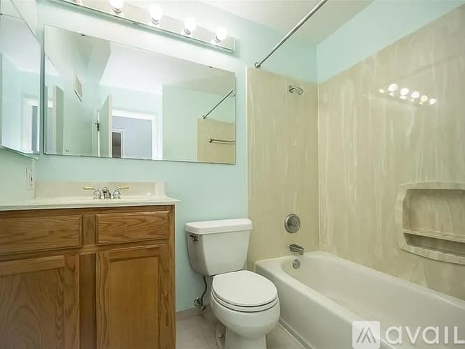 Ballwin House: 1211 Fieldhurst Drive