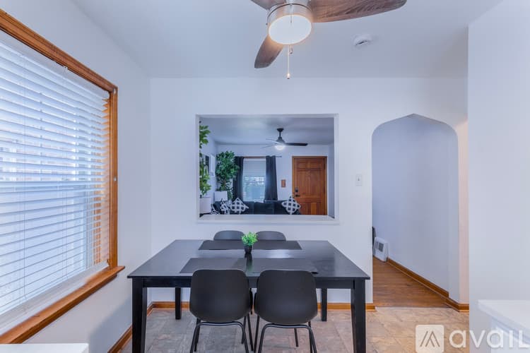 St. Louis House: 4974 Potomac St