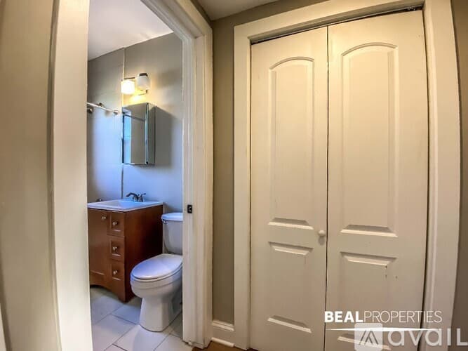 Chicago Apartment: 4038 N Ashland Ave