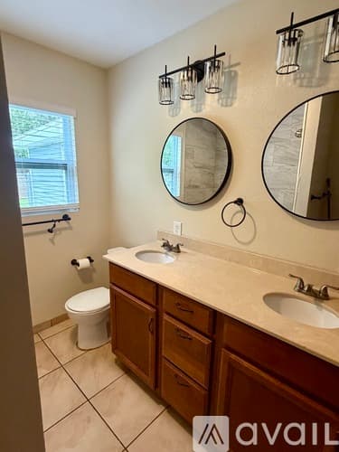 Largo House: 114 Lake Avenue Southeast