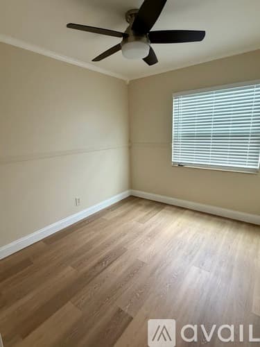 Largo House: 114 Lake Avenue Southeast
