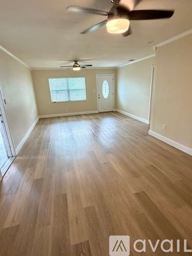 Largo House: 114 Lake Avenue Southeast