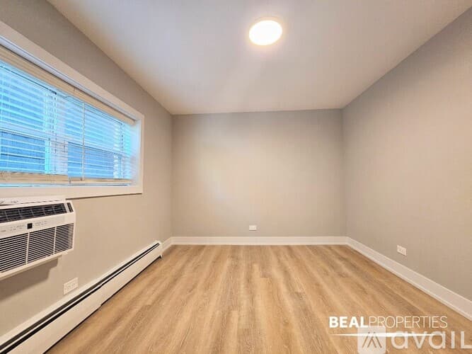 Chicago Condo: 555 W Stratford Pl