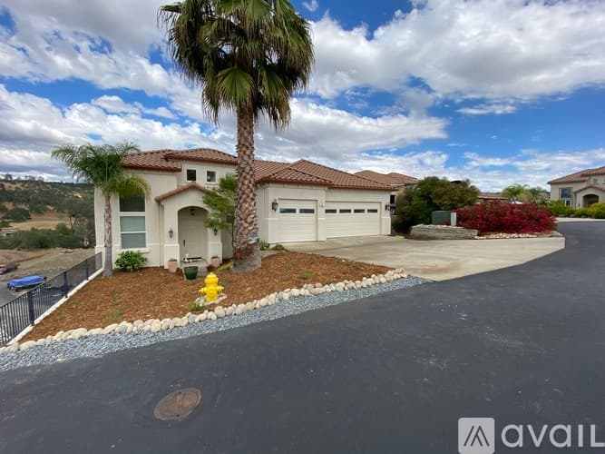 Copperopolis House: 32 Apollo Ln