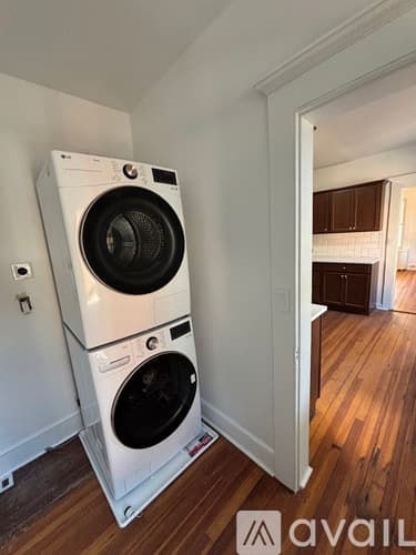 Bridgeport Apartment: 26 Victory St