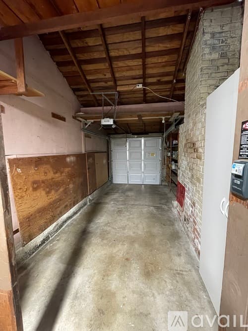 San Carlos House: 351 Cedar Street