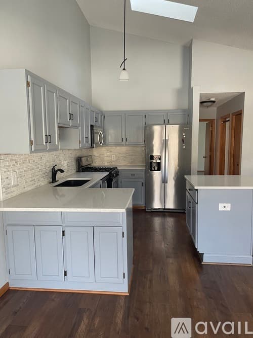 Eagan Townhome: 1602 Clemson Drive