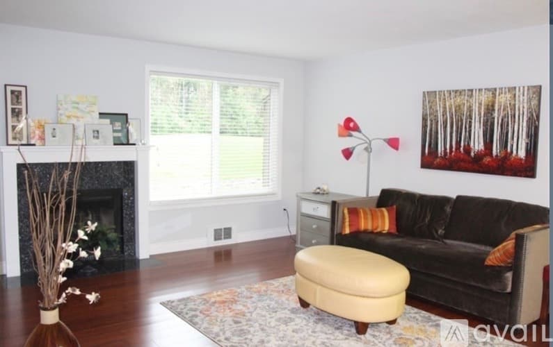 Bellevue Apartment: 4401 145th Ave NE