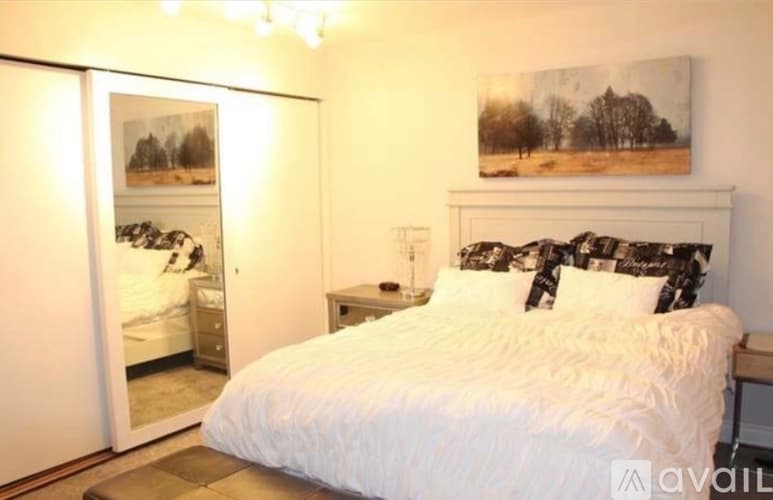 Bellevue Apartment: 4401 145th Ave NE