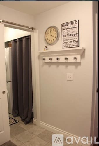 Bellevue Apartment: 4401 145th Ave NE